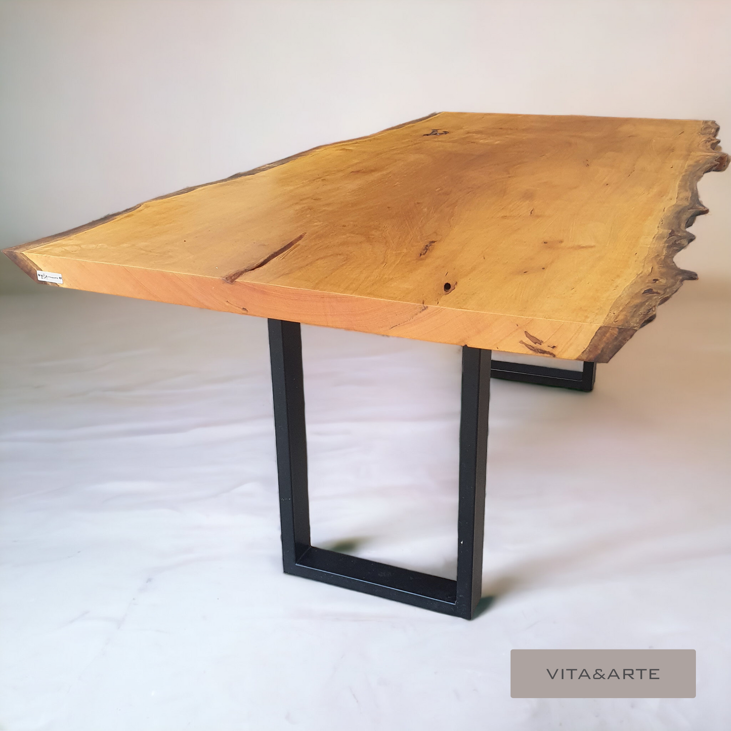 Mesa de jantar Artemis Pequiá 6 a 12 Lugares
