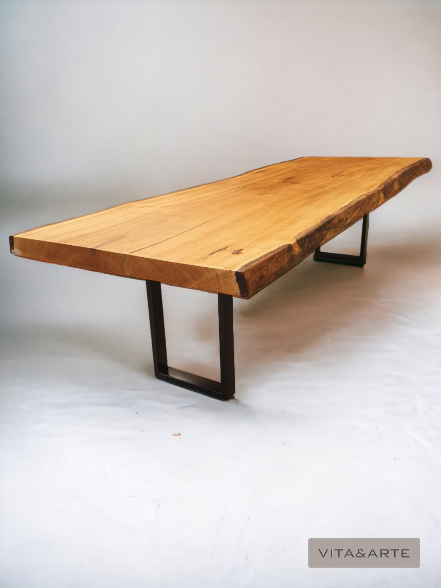 Mesa de jantar Atena Pequiá 6 a 12 Lugares