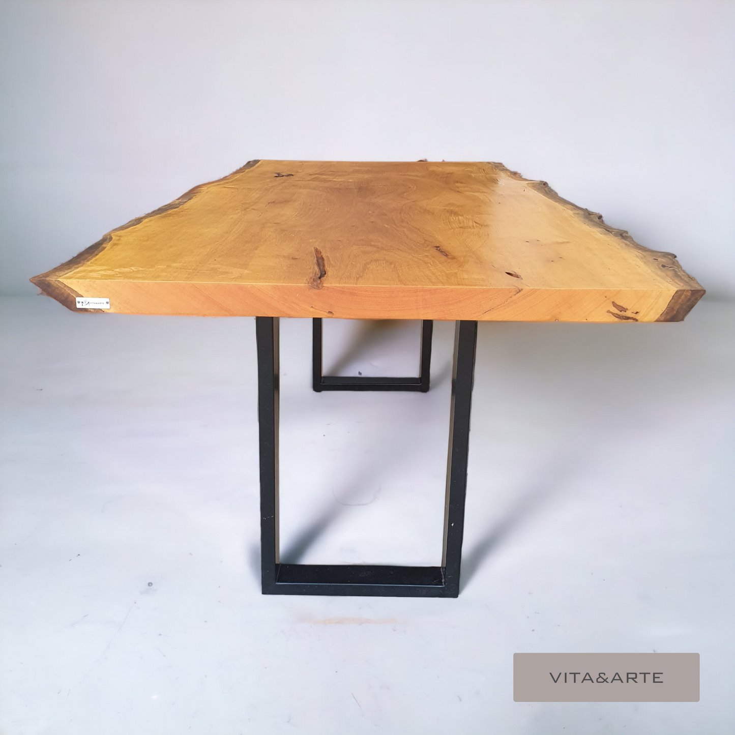 Mesa de jantar Artemis Pequiá 6 a 12 Lugares