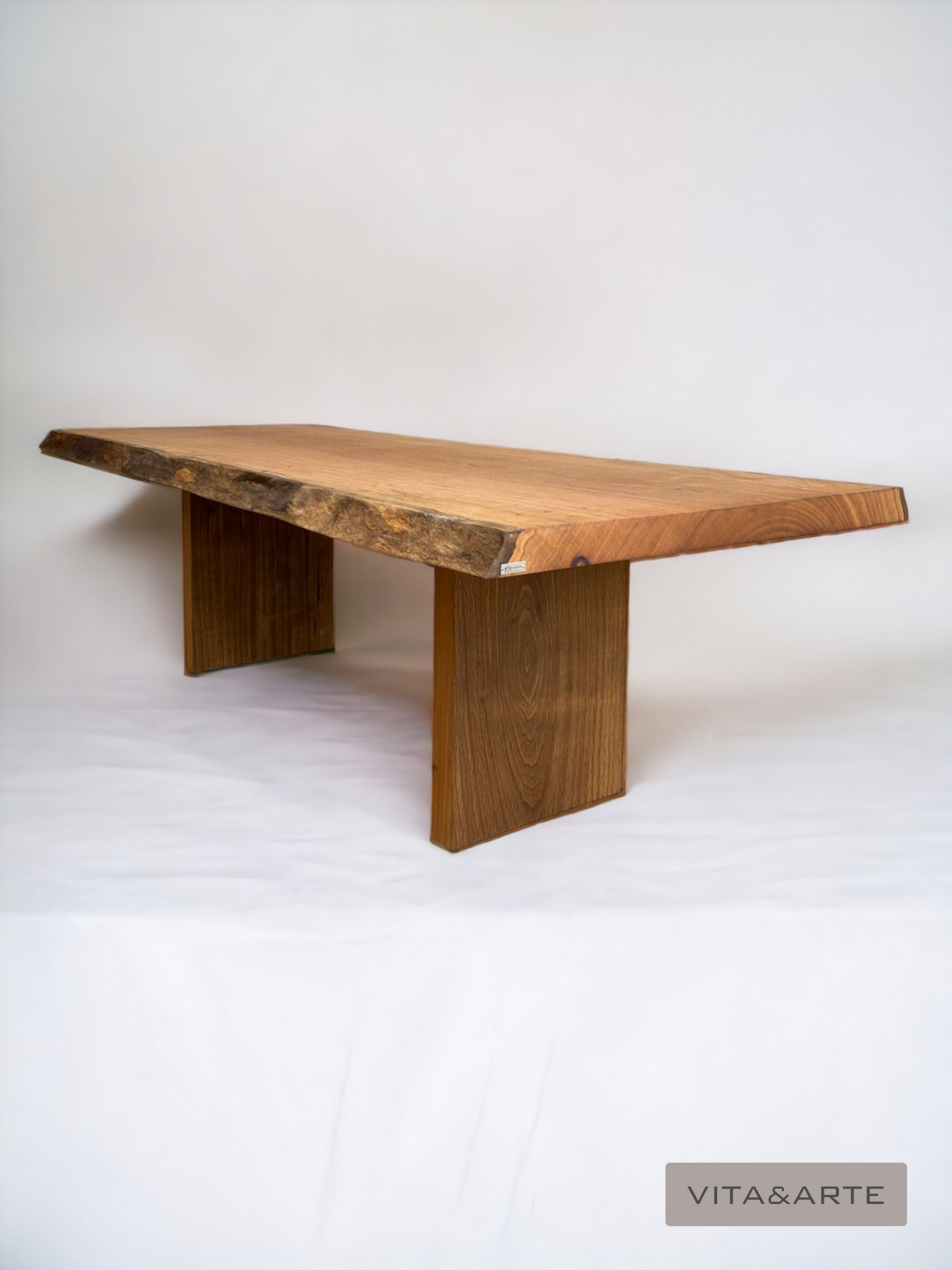Mesa de Jantar Pequia Casca LiveEdge pés madeira Vita&Arte