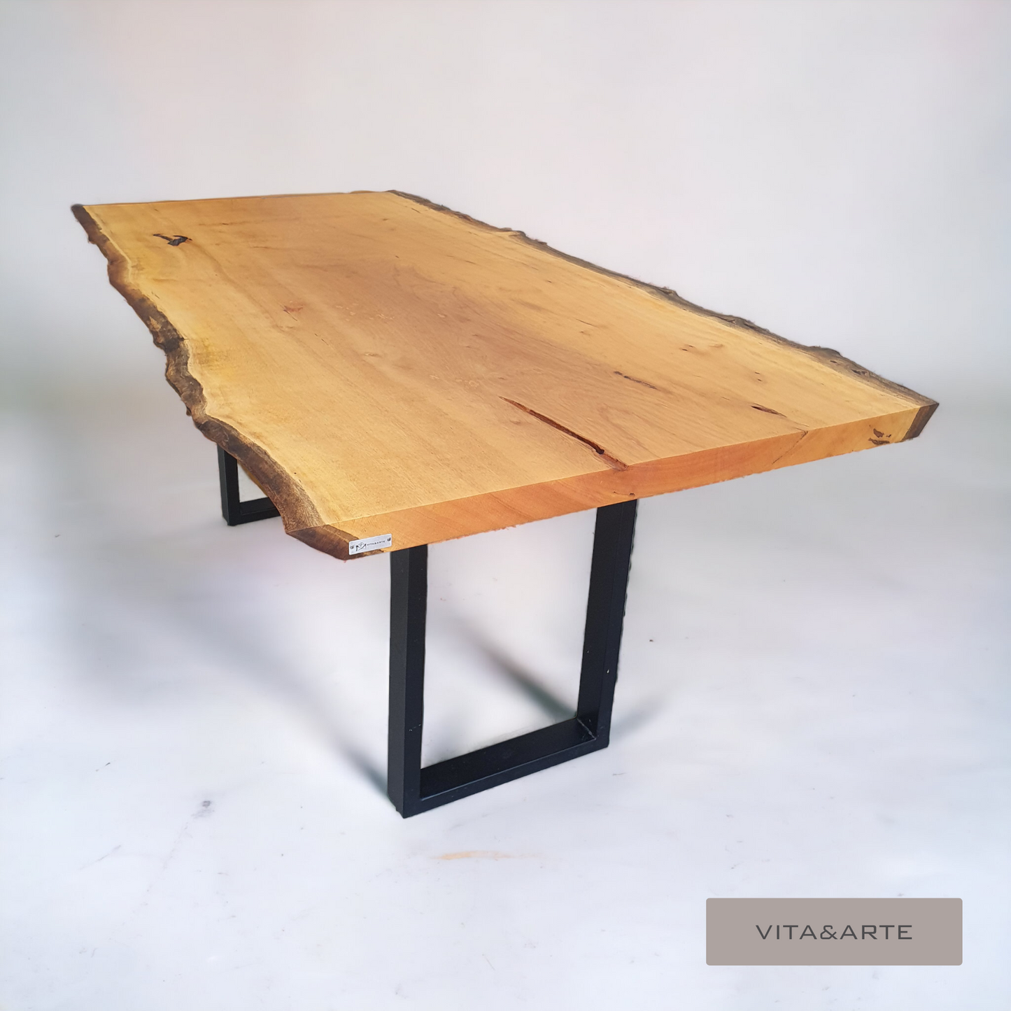 Mesa de jantar Artemis Pequiá 6 a 12 Lugares