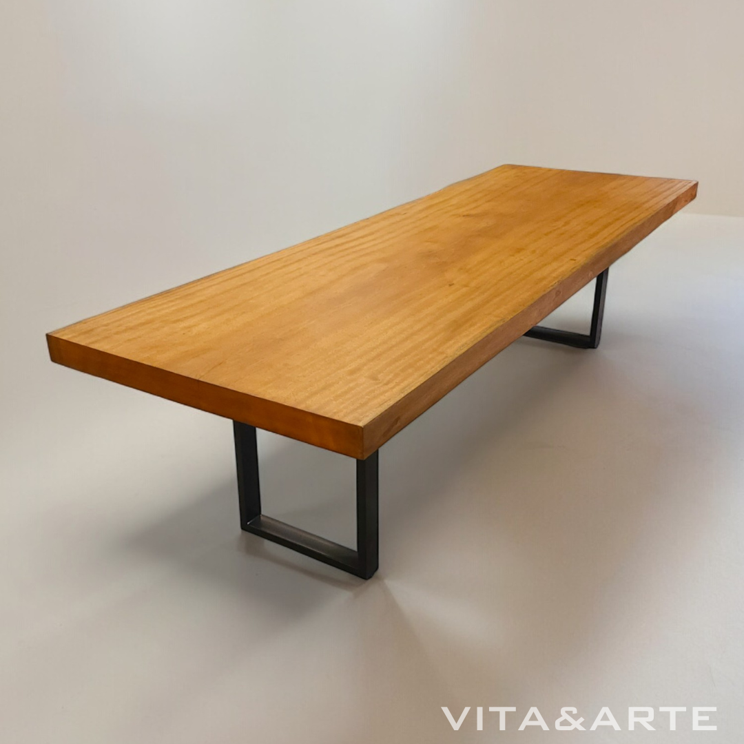 Mesa de jantar Artemis Pequiá
