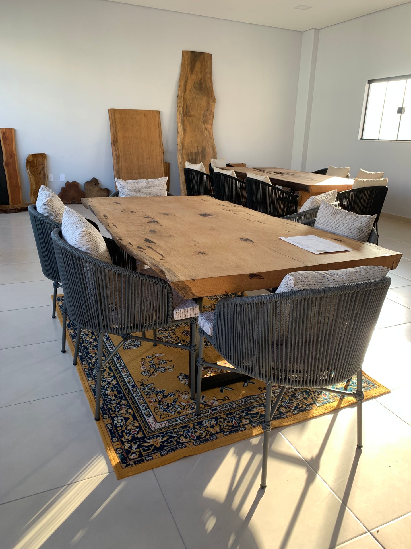 Mesa de jantar Pequiá Vita&Arte