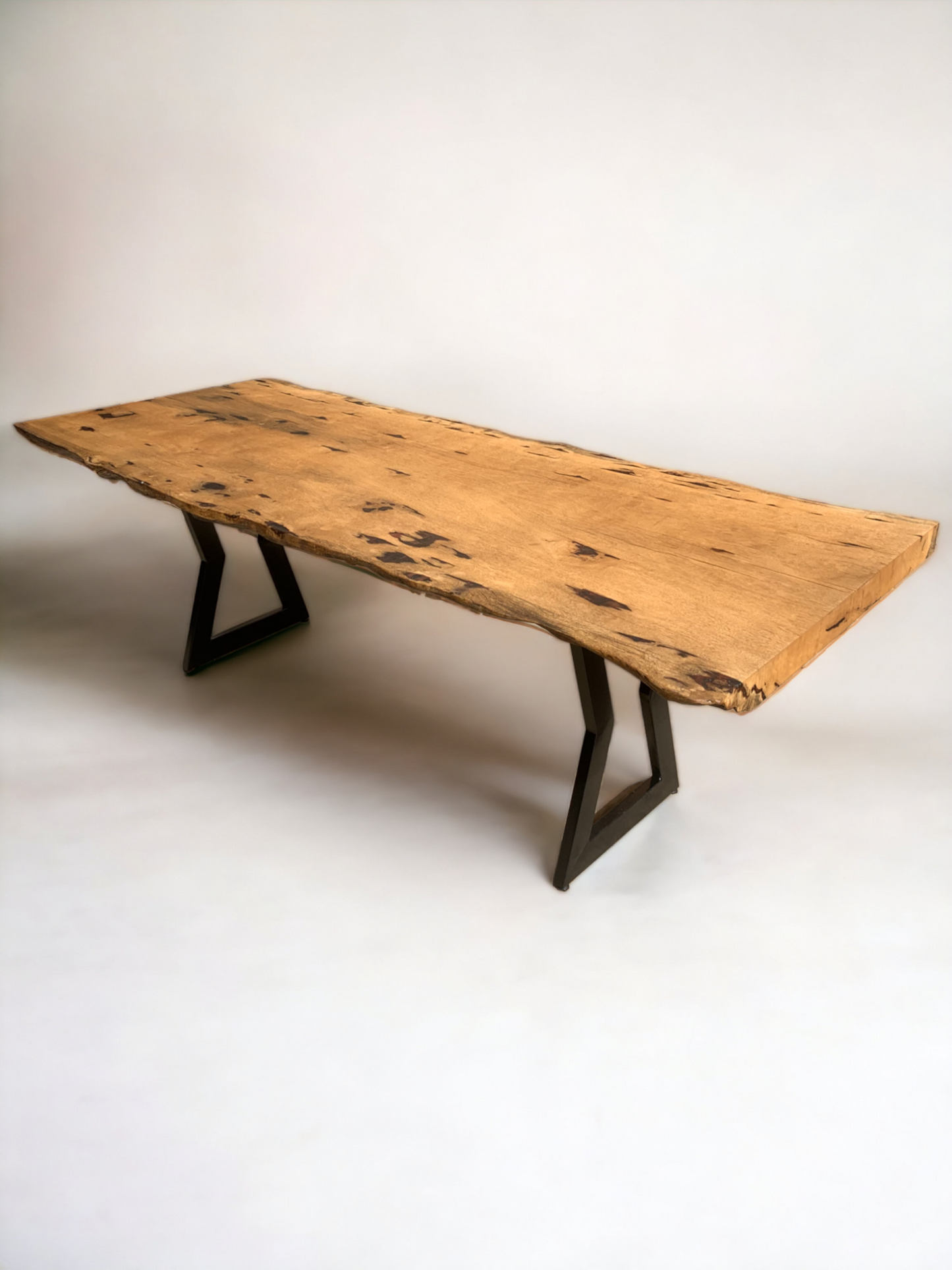Mesa de Jantar Ampulheta Claro Vita&Arte