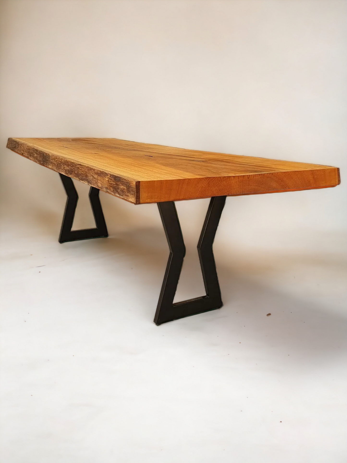 Mesa de Jantar Ampulheta Vita&Arte