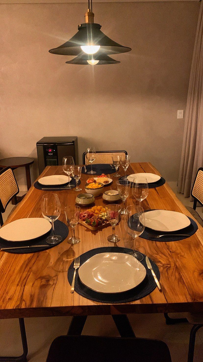 Mesa de Jantar Teca V&A para Área Externa e Interna