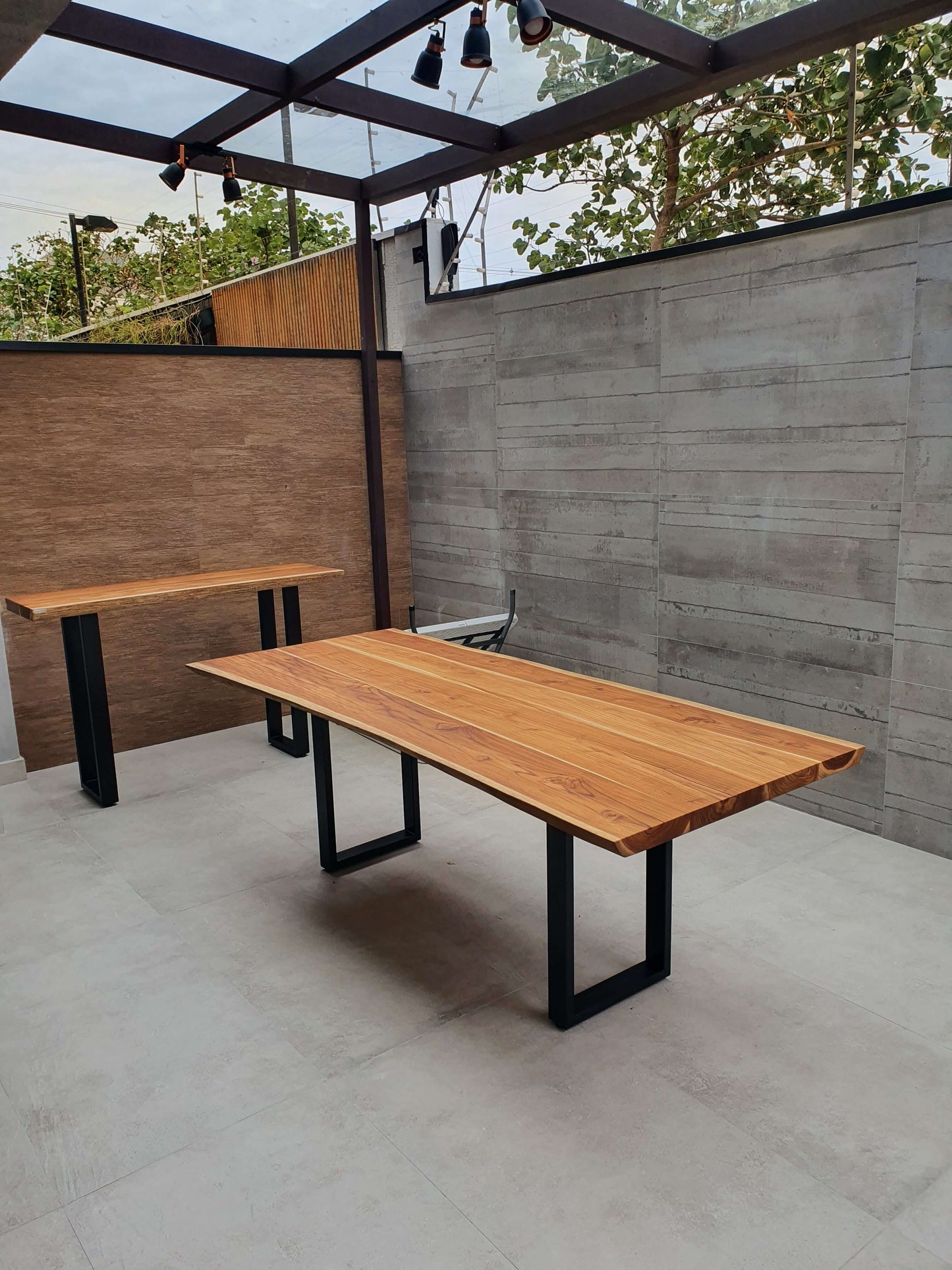 Conjunto Mesa de jantar 200x90 e Aparador 120x45