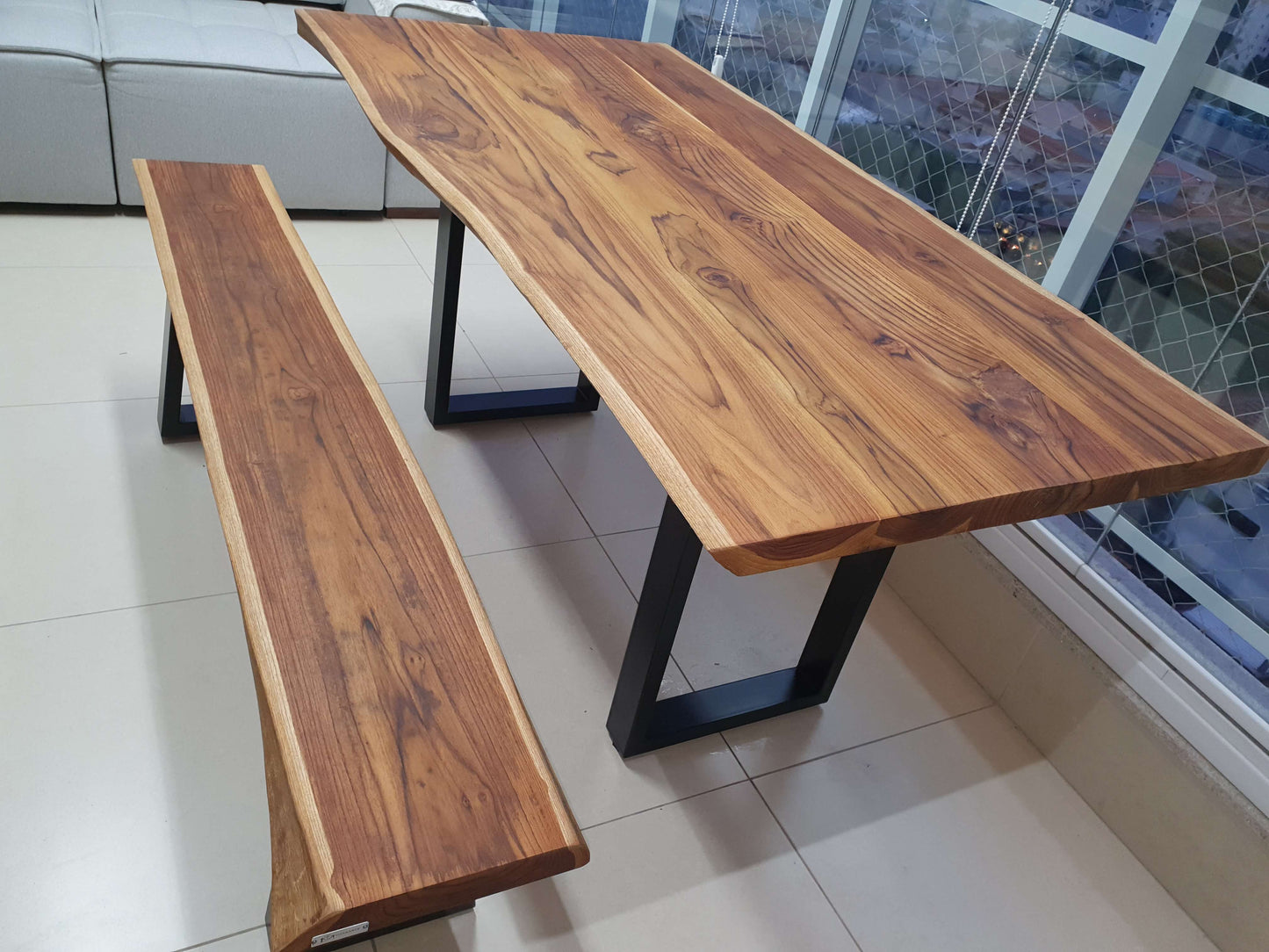 Conjunto Mesa de jantar 180x90 e Banco Vita&Arte