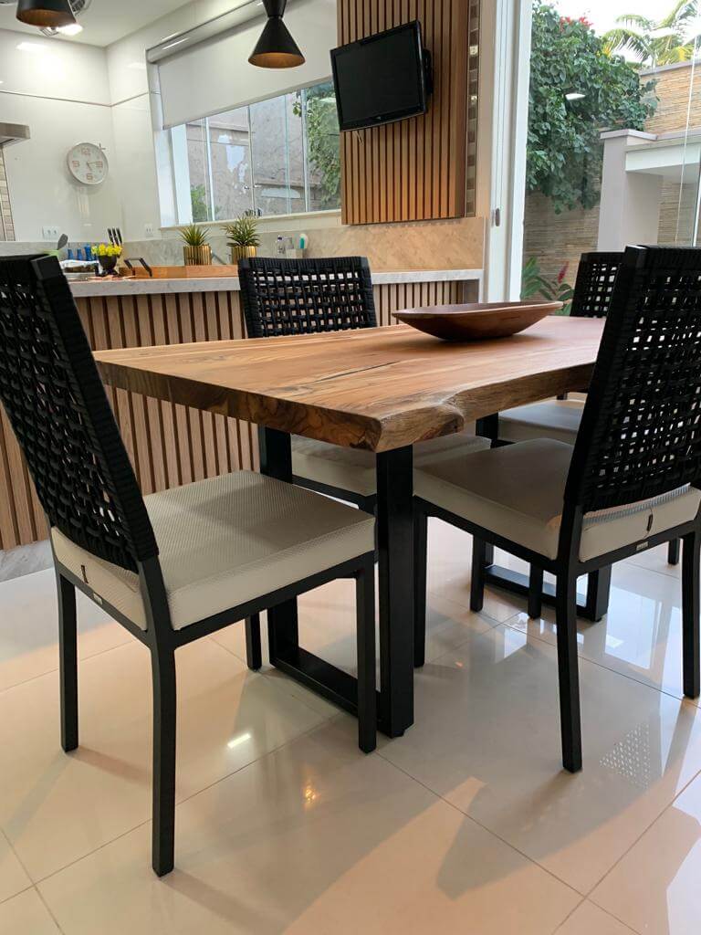 Conjunto Mesa de jantar 160x90 4 Cadeiras e Gamela