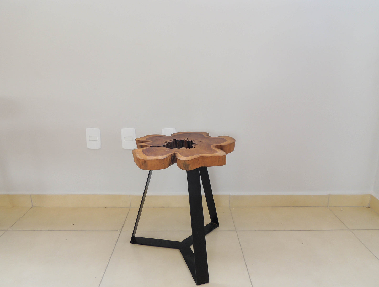 Mesa Lateral Rústica Y
